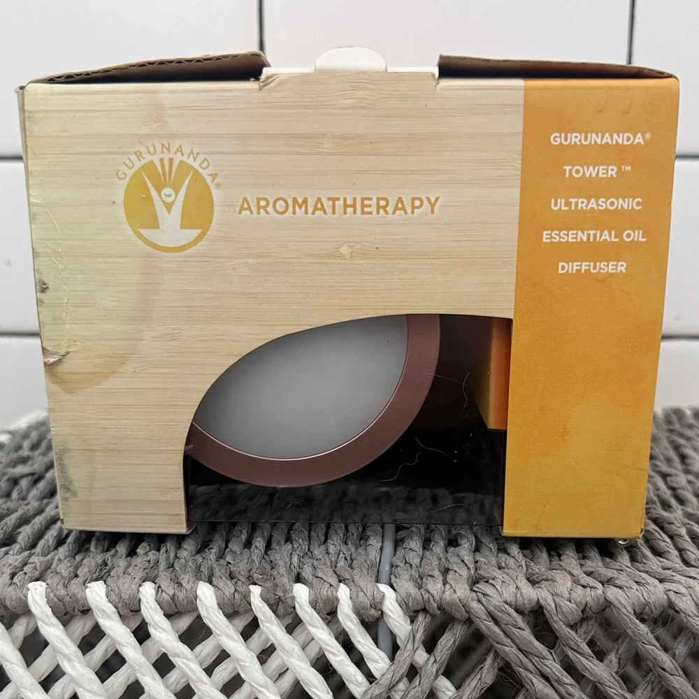 GuruNanda Rose Gold Tower Ultrasonic Essential Oil Diffuser Set NIB